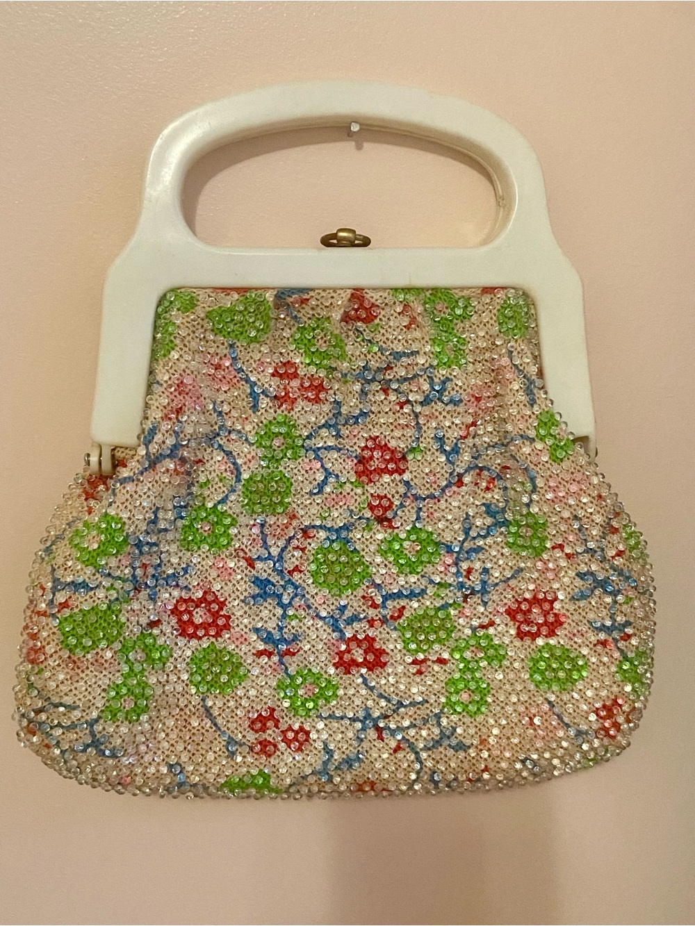 Vintage 1960s Beaded Floral Purse Bag with Plastic Handle